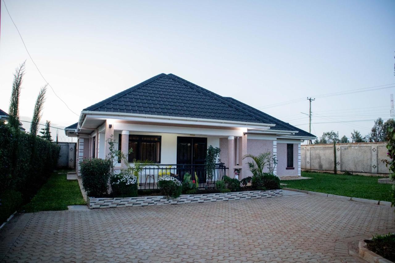 Lux Suites Eldoret Luxury Villas Exterior photo