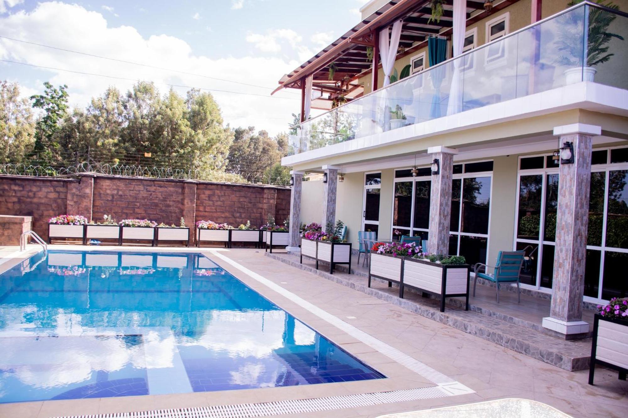 Lux Suites Eldoret Luxury Villas Exterior photo