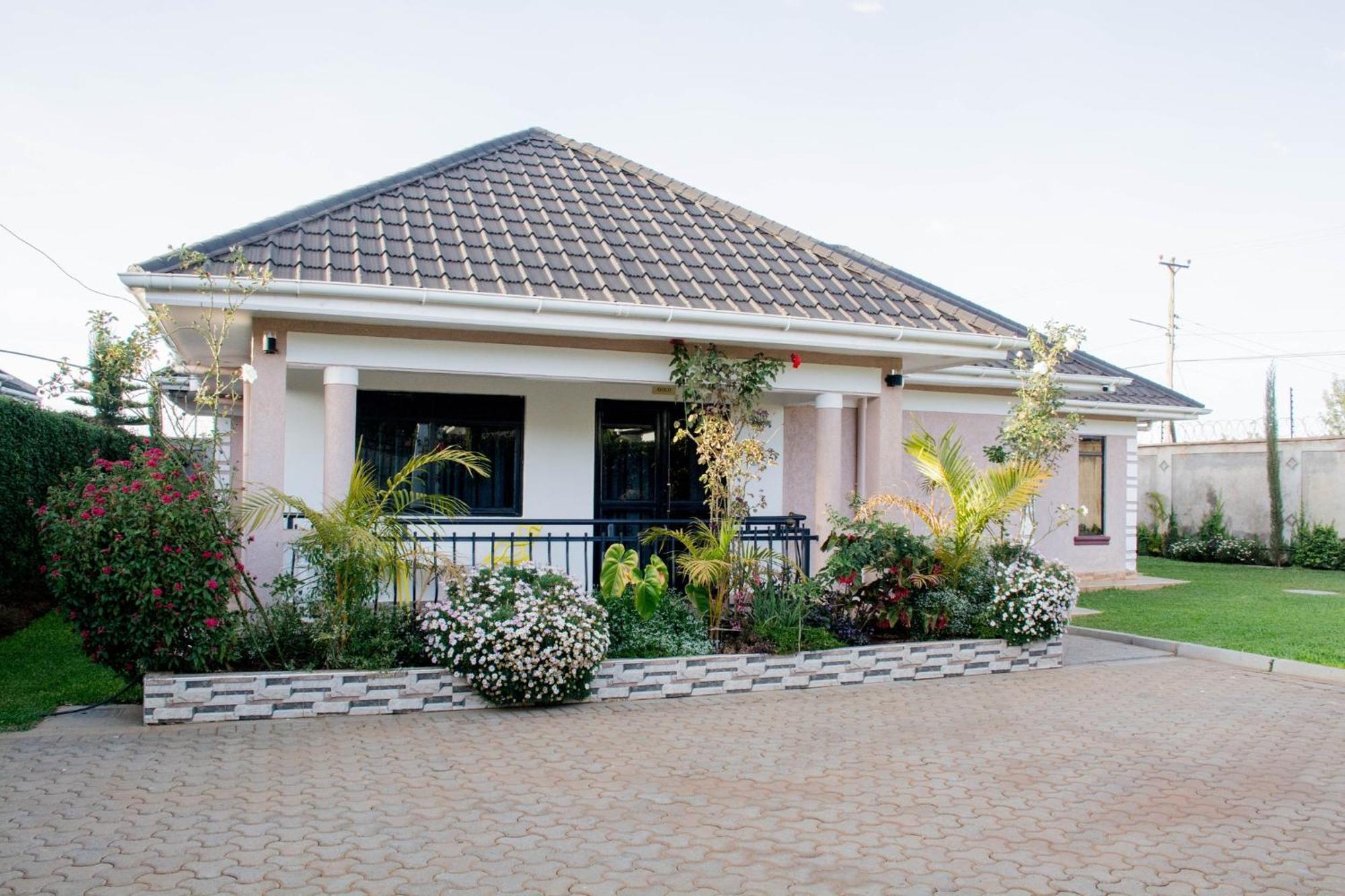 Lux Suites Eldoret Luxury Villas Exterior photo